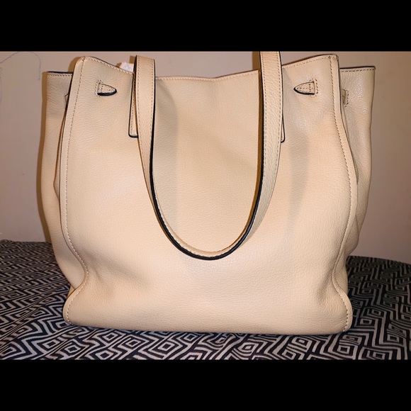 Womens shoulder bag - Picture 2 of 4